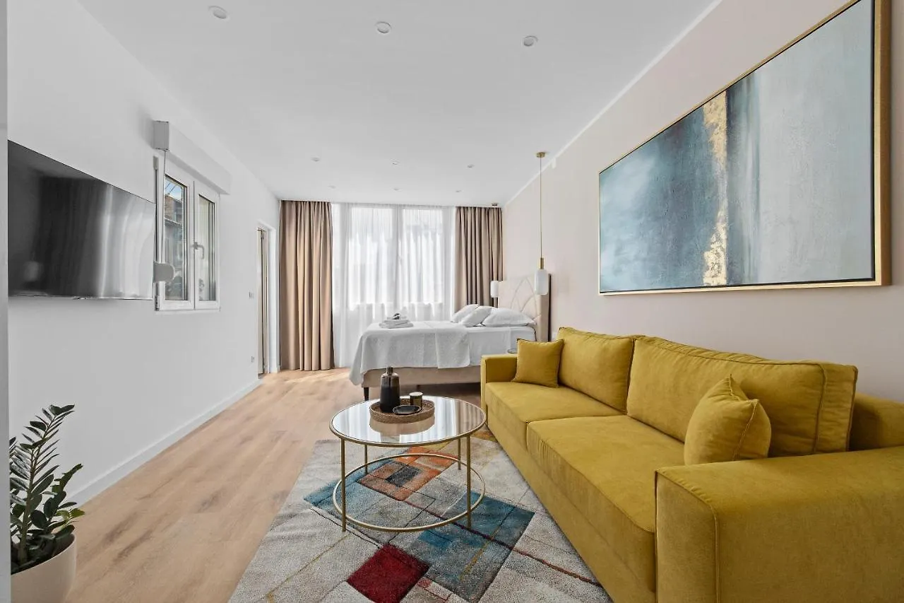 Giardini M Studio Apartments 0*, Pula Croatia